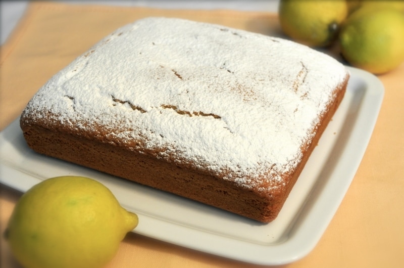 Ricetta torta al limone: Torta soffice al limone e yogurt ...