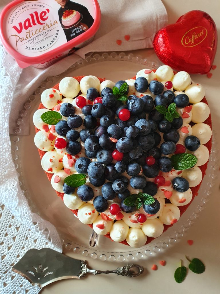 Torta red velvet di San Valentino - Vallé Italia